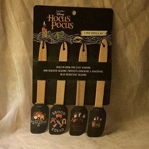 New Disney Hocus Pocus 4 pack mini spatula set
